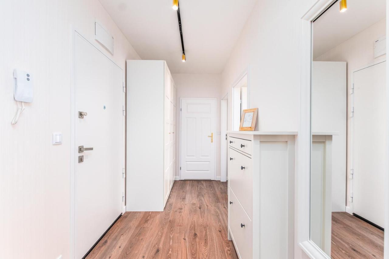 Aleja Sikorskiego 18 By Homeprime Warszawa Eksteriør bilde